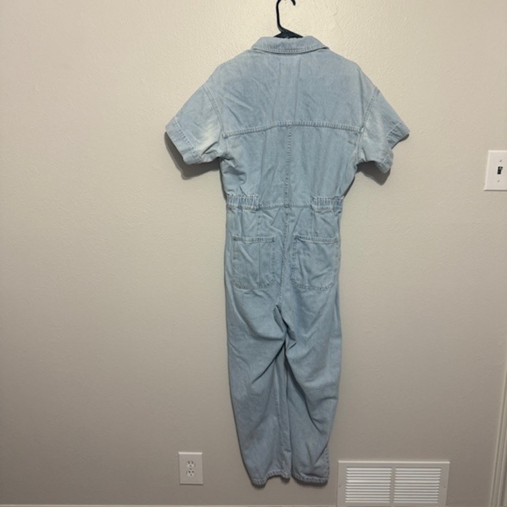 We The Free People Light Wash Denim Short Sleeve Button Front Jumpsuit Medium - Picture 11 of 13